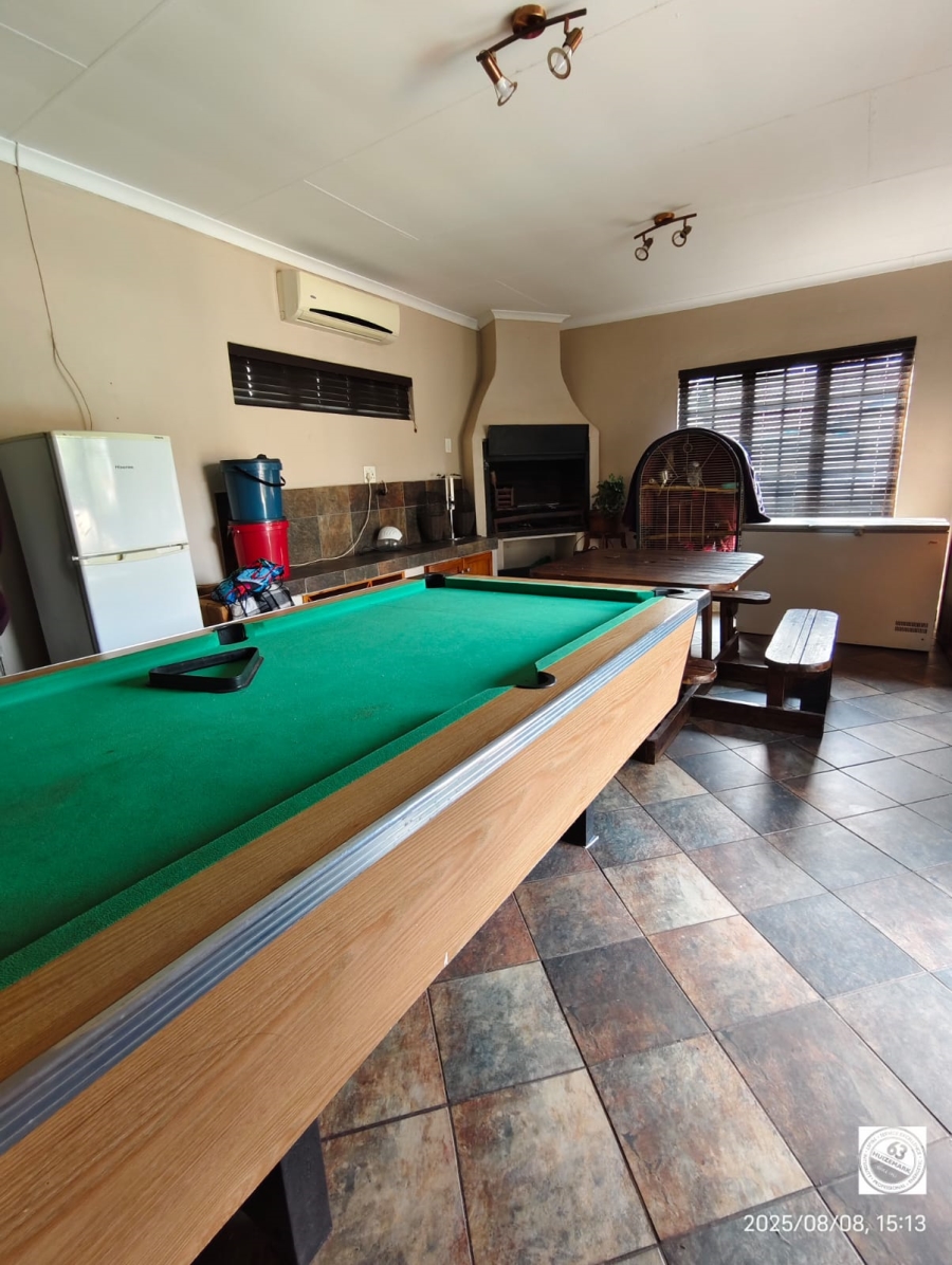 4 Bedroom Property for Sale in Vaalpark Free State